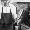 Garrafa para drinks iSi 1L Nitro Inox . Faça o famoso Cold Brew juntamente com a cápsula de gás Nitrogênio iSi, proporciona drinks alcoólicos ou não alcoólicos com uma textura incrivelmente cremosos e aveludados