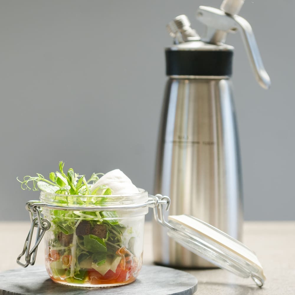 Garrafa Sifão Culinária 500ML Inox, Cream Profi  Profissional iSi, 10 anos de garantia. Prepare Chantilly puro, espumas, cremes aromatizados, sobremesas sofisticadas, para cafeterias, lanchonetes, sorveterias e confeitaria.